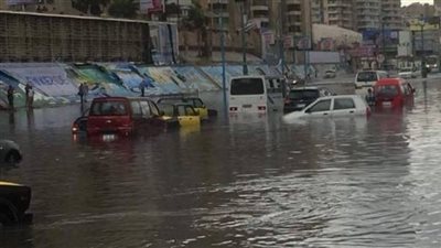 عواصف رعدية تودي بحياة أكثر من 33 شخصًا