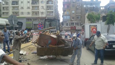 صور| إزالة التعديات بـ 