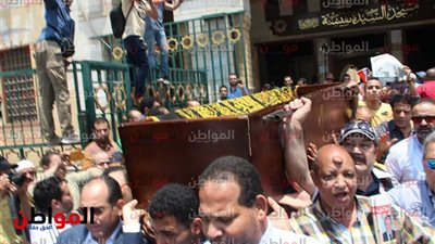 صور| نجوم الفن يودعون سمراء النيل