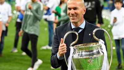 عاجل ورسميًا.. زيدان يعلن رحيله عن ريال مدريد.. ويكشف أسباب هذا القرار !