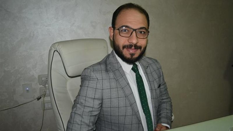 الدكتور أسامة الحصري