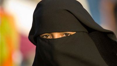 فيديو| سيدة تصدم داعية إسلامي: جوز أختي قالي انه بيحبني