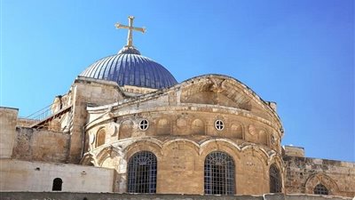 إمام مسجد يذكر الكنائس المسيحية في دعاءه 