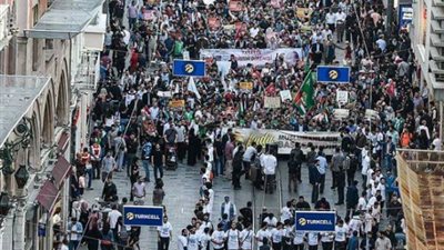 صور | مسيرة تضامنية مع الشعب الفلسطيني في مدينة اسطنبول