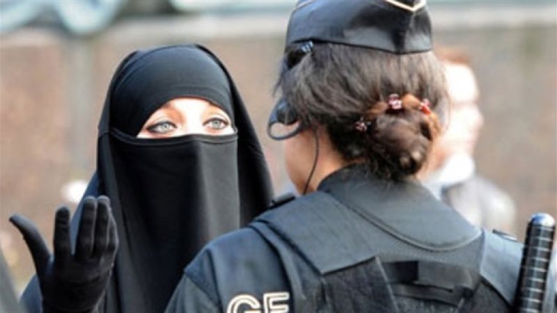 حظر النقاب في الدنمارك