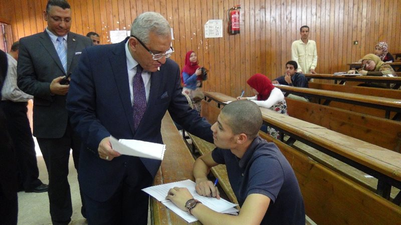 جولة تفقدية-رئيس
