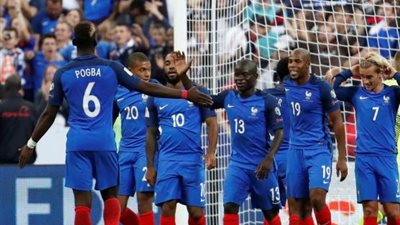 جريزمان: منتخب فرنسا يحتاج لمزيد من الانسجام قبل مونديال روسيا 2018
