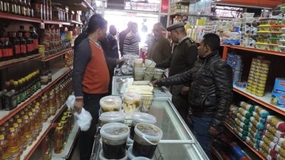 ضبط عشرات المخالفات في حملة تموينية بـ
