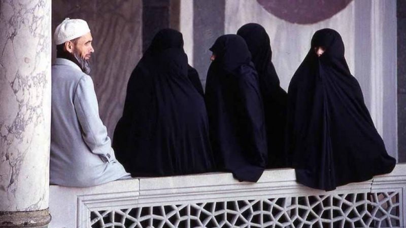 تعدد الزوجات