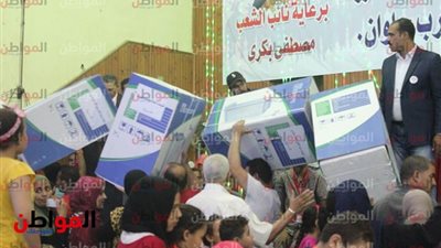 صور| توزيع جوائز على الأطفال الأيتام في احتفالية بـ 