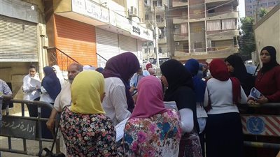 طلاب سوهاج يشيدون بـ أول امتحانات الشهادة الثانوية 2018