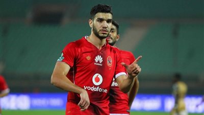 محمد يوسف يرفض رحيل ثلاثي الأهلي الأجنبي
