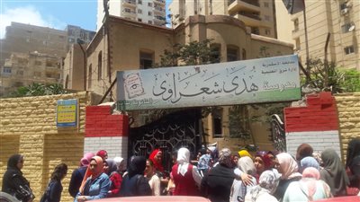 فيديو| طلاب الثانوية العامة 2018 بالإسكندرية: الامتحانات في مستوى الطالب المتوسط