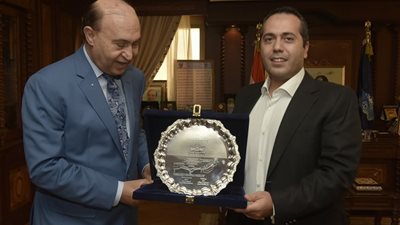 مميش: نهتم بتشجيع الاستثمارات المحلية في 