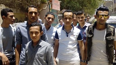 فيديو| آراء طلاب سوهاج فى امتحانات الاقتصاد والإحصاء بـ