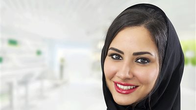 فيديو| هل ظهور خصلة من شعر المرأة يبطل الصلاة؟
