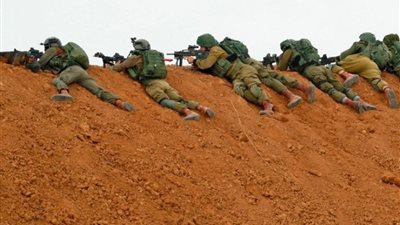 استعداد لمسيرات غدا الجمعة.. إسرائيل تطوق الضفة الغربية بحشودها العسكرية