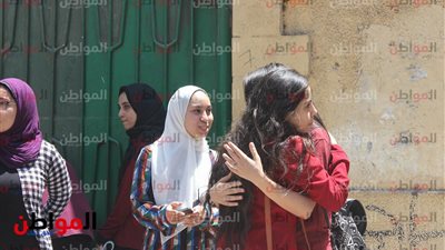 صور | للمرة الرابعة.. مادة تتسبب في فرحة طلاب امتحانات الثانوية العامة 2018