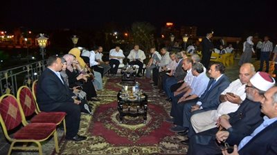 القنصل الصينى بـ