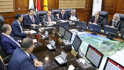 إجتياز إختبار الإنجليزية شرطا لمناقشة رسائل الدراسات العليا بـ