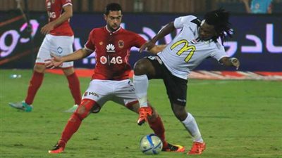 الأهلي يستفسر من أحمد فتحي عن توقيعه لـ