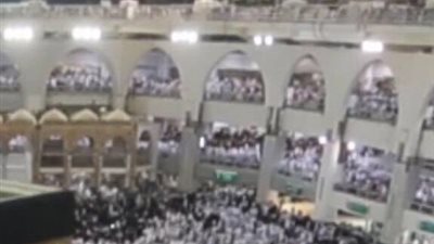 ارتكاب الكبيرة في أطهر بقاع الأرض.. شخص ينتحر داخل الحرم المكي 