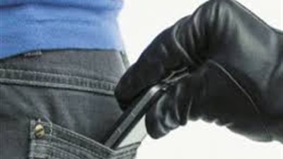 القبض على شخص سرق 5 موبايلات من فيلا بـ 