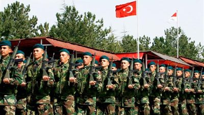 الجيش التركي يعلن مقتل وإصابة 22 جنديًا خلال عملياته ضد الأكراد
