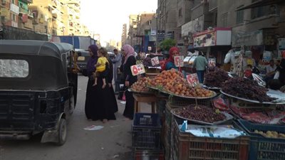 صور| مع اقتراب موعد الإفطار.. ركود في أسواق الخضار بـ