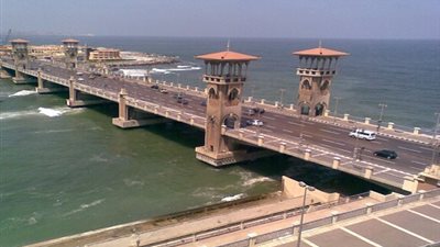 الإسكندرية في أسبوع| التشغيل التجريبي لمشروع طريق سيدي كرير.. والقبض علي رئيس 