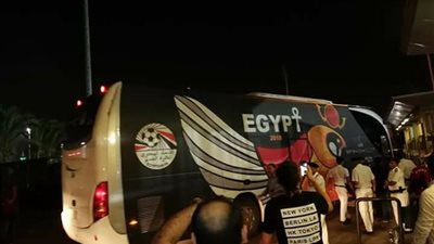 الفراعنة في كأس العالم| صور.. وصول المنتخب الوطني لإستاد القاهرة لـ