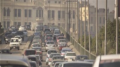 كثافات مرورية بمحاور وميادين القاهرة و الجيزة
