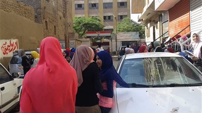 إصابة طالبة بحالة إغماء في رابع أيام امتحانات الثانوية العامة 2018 بـ بني سويف