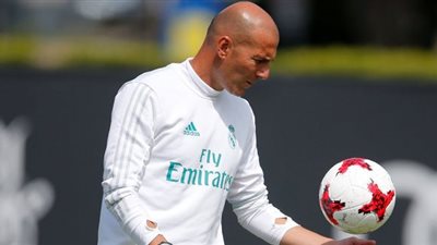 ديشامب: أتمنى أن يتولى زيدان تدريب منتخب فرنسا.. ولكن