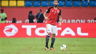 الفراعنة في كأس العالم| فتحي يلتقط صورة مع 