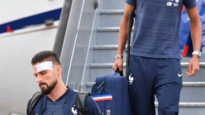 الفراعنة في كأس العالم| منتخب فرنسا يصل إلي العاصمة موسكو