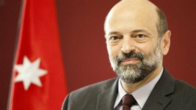 رئيس وزراء الأردن: سنسحب قانون الضرائب لإعادة النظر في مضمونه