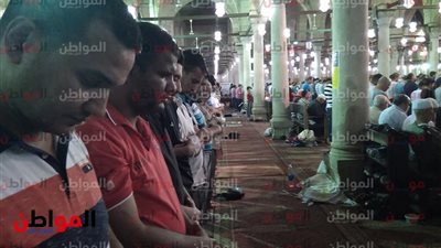 فيديووصور| فى ليلة الـ 27 من رمضان.. مسجد عمرو بن العاص روحانيات لا تتكرر