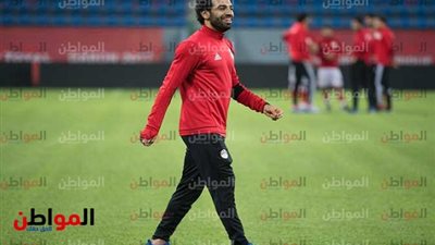 الفراعنة في كأس العالم| ناقد رياضي: فرص محمد صلاح ضعيفة في المشاركة أمام أوروجواي 