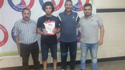سيدى سالم يتعاقد مع مدافع دسوق موسمين