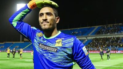 اتحاد جدة يجدد تعاقده مع فواز القرني