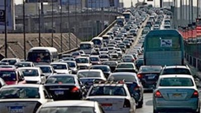 كثافة مرورية تسيطر على شوارع الدقى