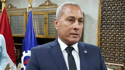 قبل عيد الفطر المبارك 2018.. محافظ السويس: رفع رواتب عمال جهاز النظافة