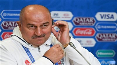 تشيرتشوف: منتخب مصر دفاعي و محمد صلاح يلعب بجانب لاعبين مختلفين