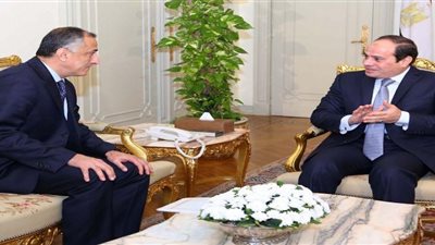 عاجل| الرئيس السيسي يعقد اجتماعًا مع محافظ البنك المركزي