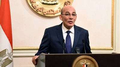 وزير الزراعة يهنئ الرئيس السيسي بمناسبة عيد الفطر 2018