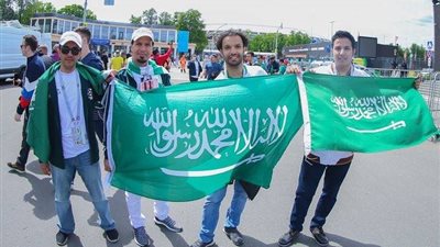 الفراعنة في روسيا| صور.. جماهير السعودية تتوافد إلى الساحة الحمراء لمؤازرة 