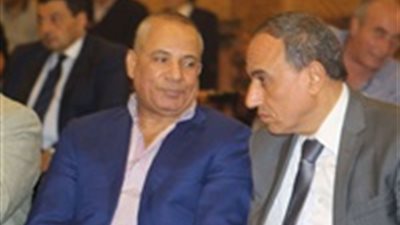 صور| رجال الإعلام والسياسة في عزاء والدة تامر عبد المنعم
