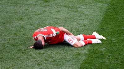 مونديال روسيا.. دزاغوييف أسرع لاعب يخرج مصابًا في مباراة افتتاح كأس العالم 