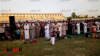 صور| الألاف يؤدون صلاة عيد الفطر 2018 في الوادى الجديد